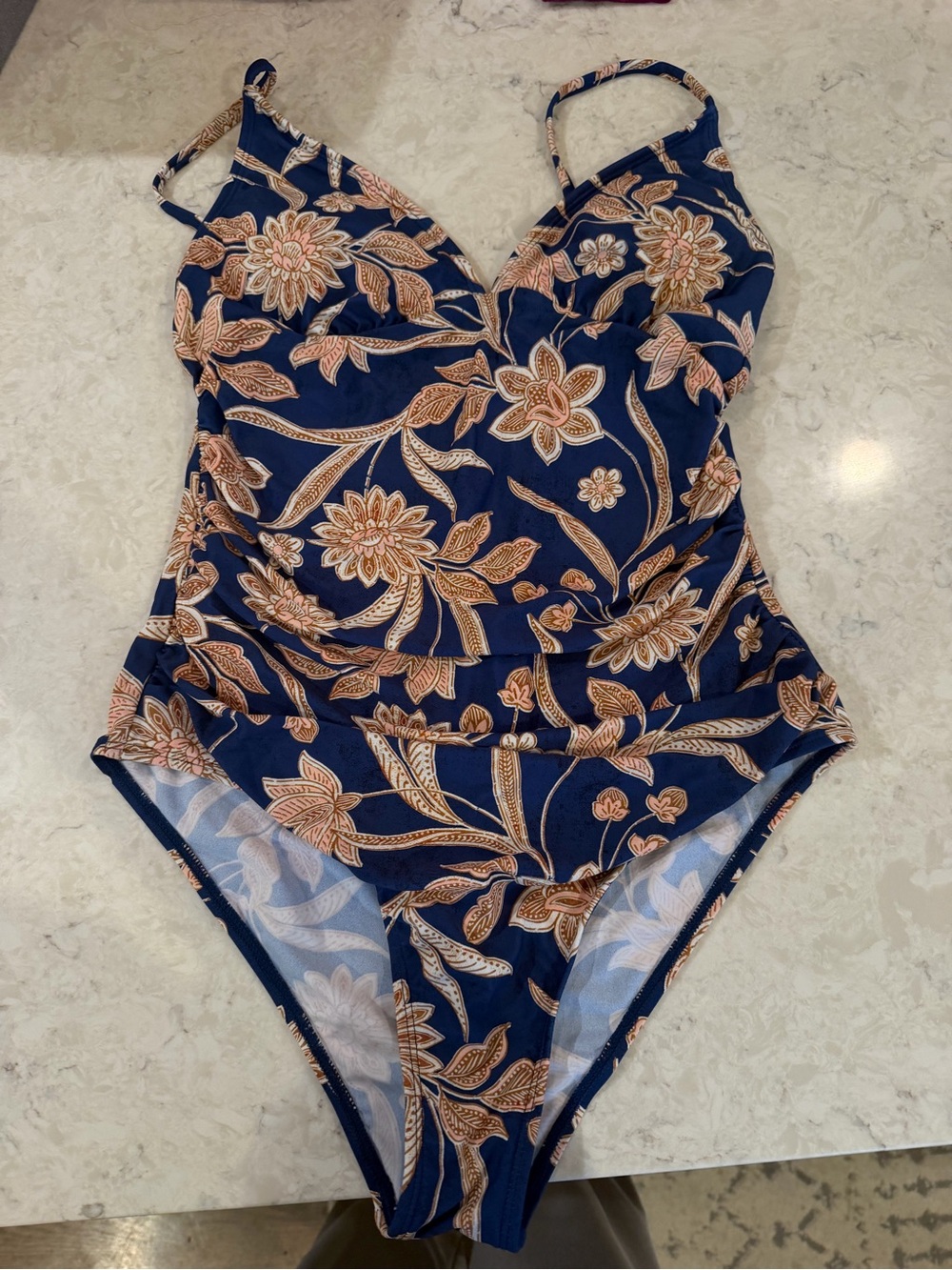Cupshe women’s Navy Floral One-Piece Swimsuit